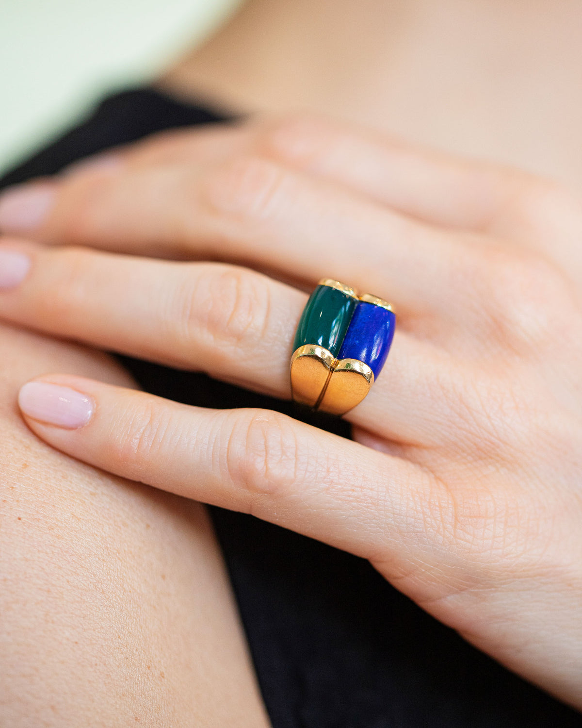 Vintage Bvlgari Doppio Tronchetto Lapis & Chalcedony Ring on model.
