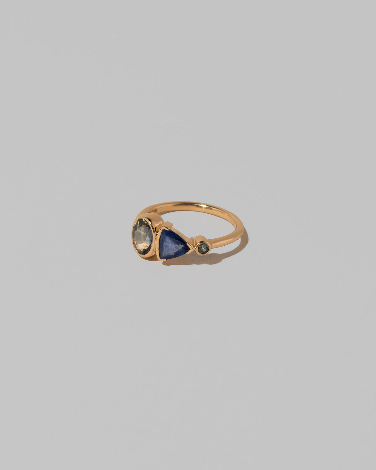 View from the side of the Nemesia Ring on light color background.