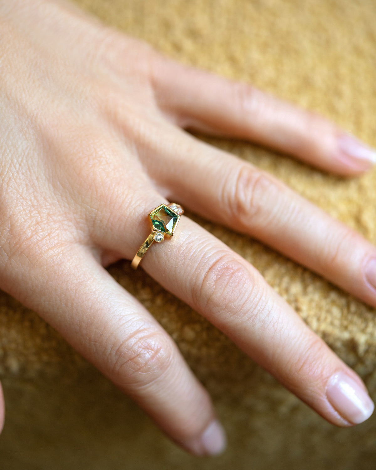 Ammi Ring on model.