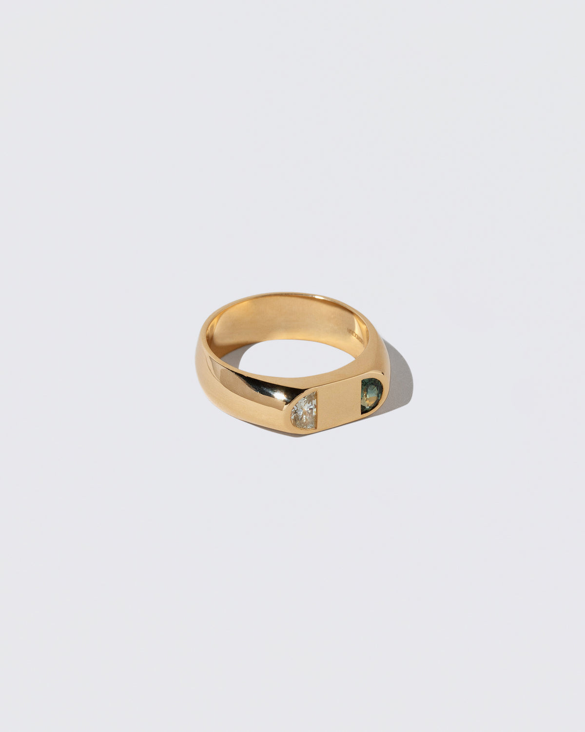View from the side of the Parts Ring on light color background.