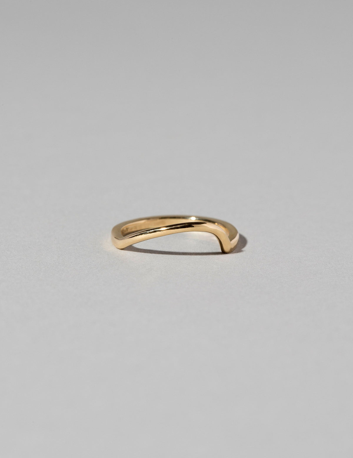  Right Slump Band - Solid on light color background.