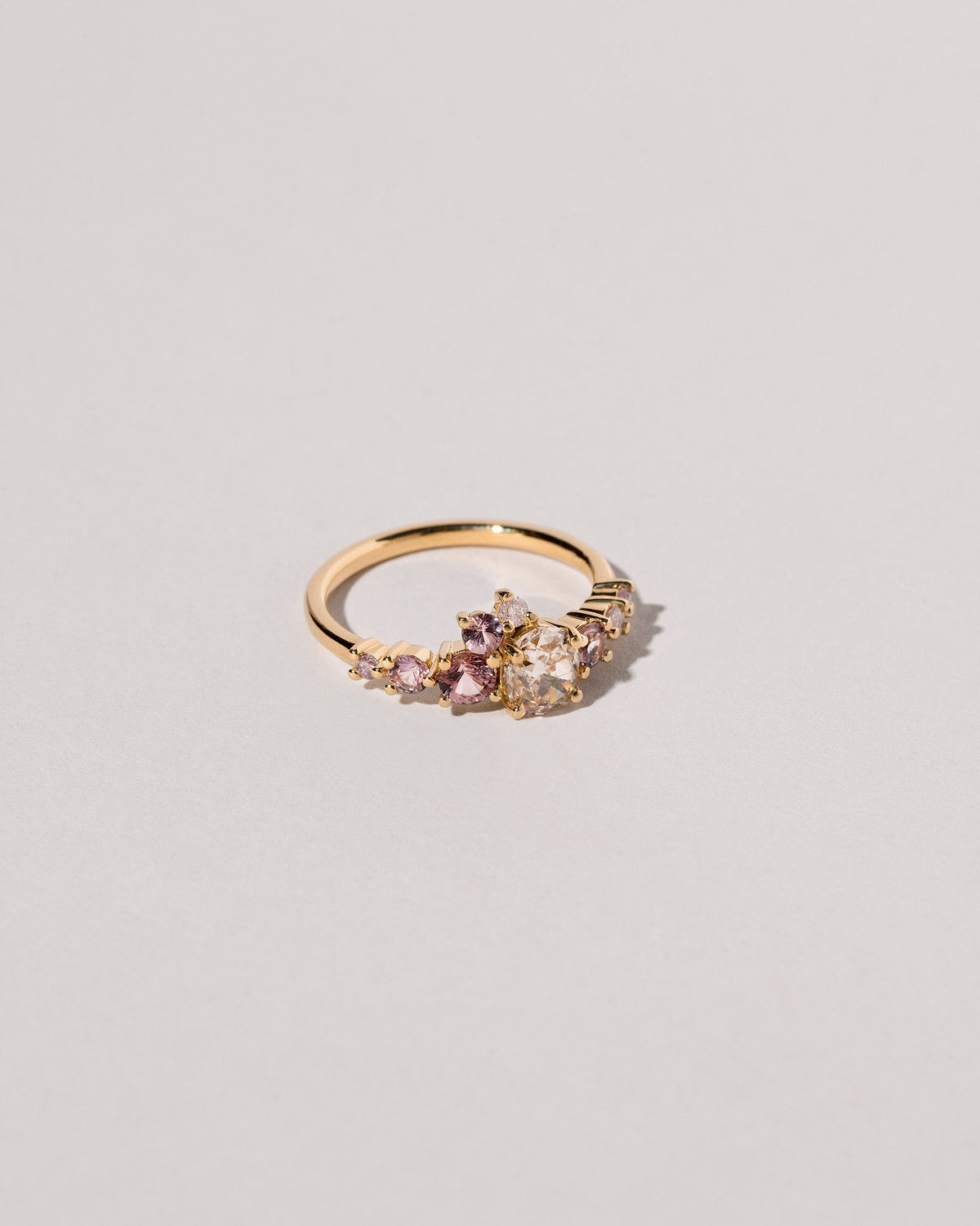  Vinca Ring on light color background.