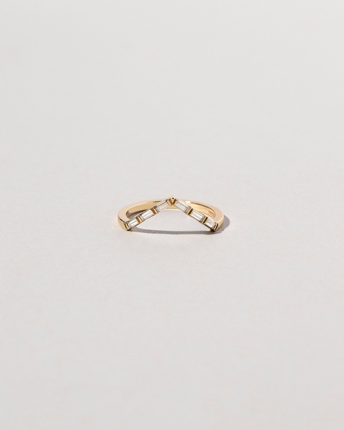  Mini Peak Band - Baguette on light color background.