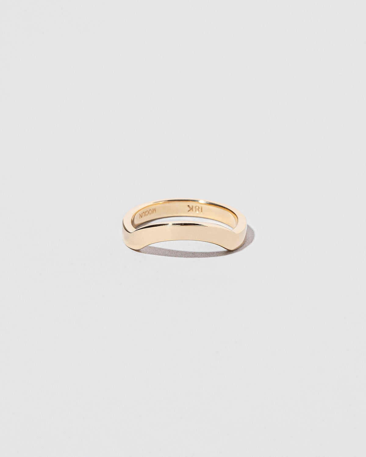  Mini Curve Band - Wide on light color background.