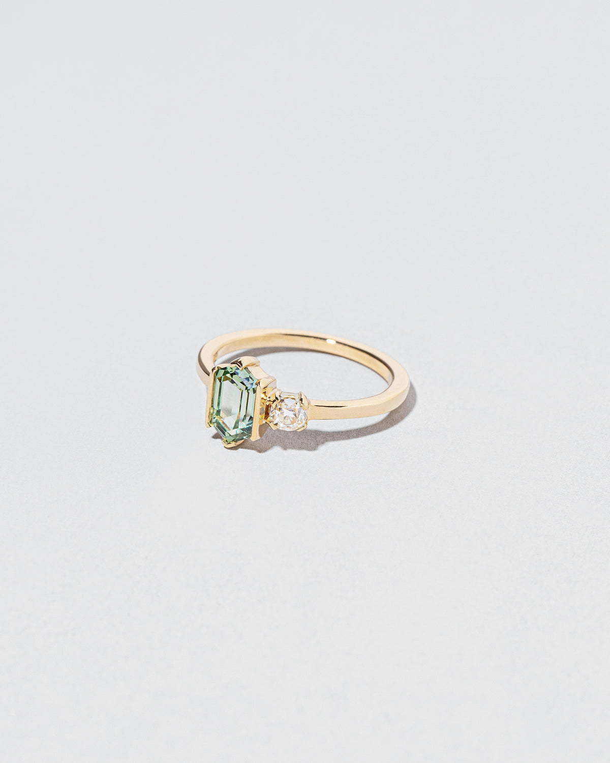  Epoch Ring on light color background.