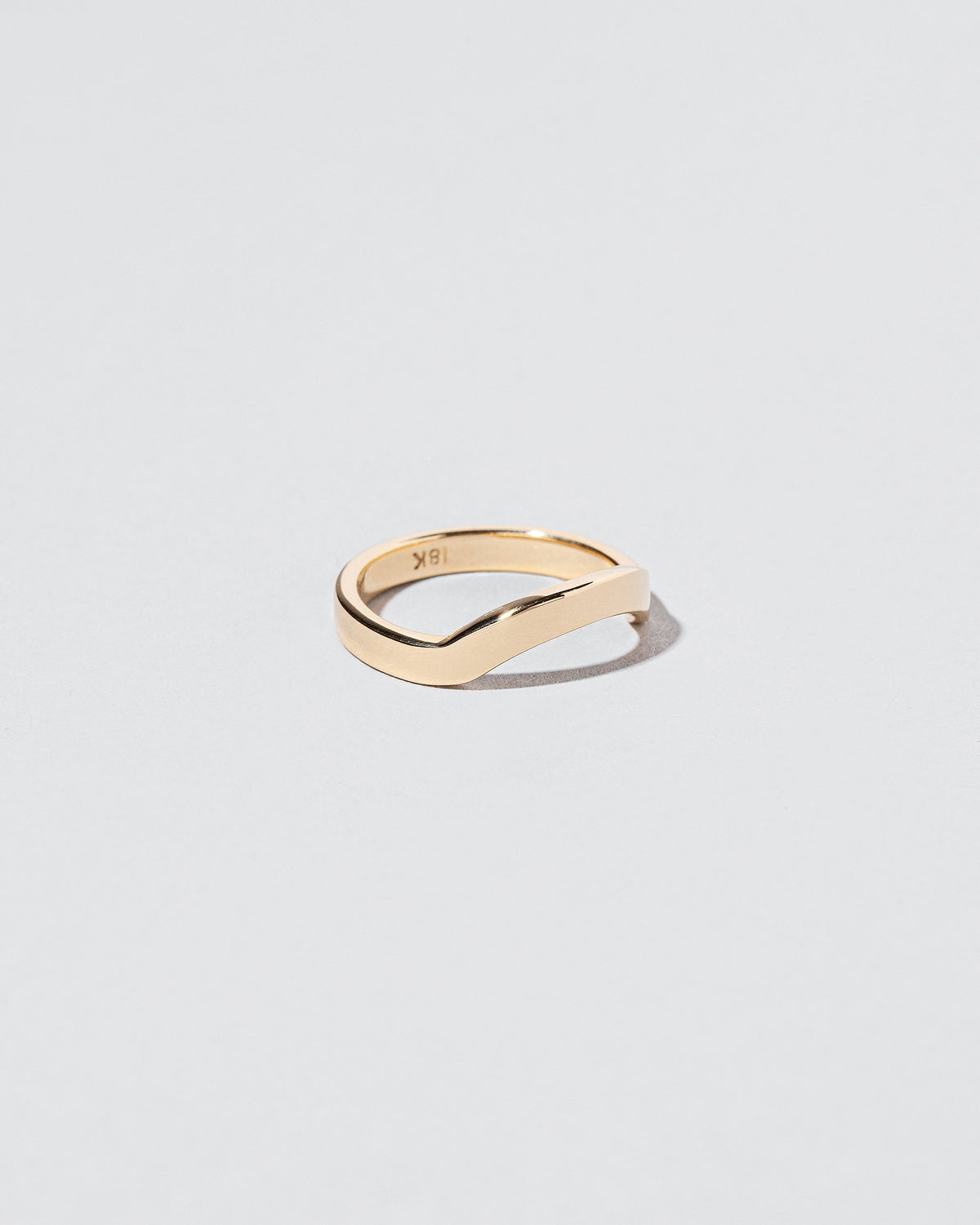  Mini Curve Band - Wide on light color background.