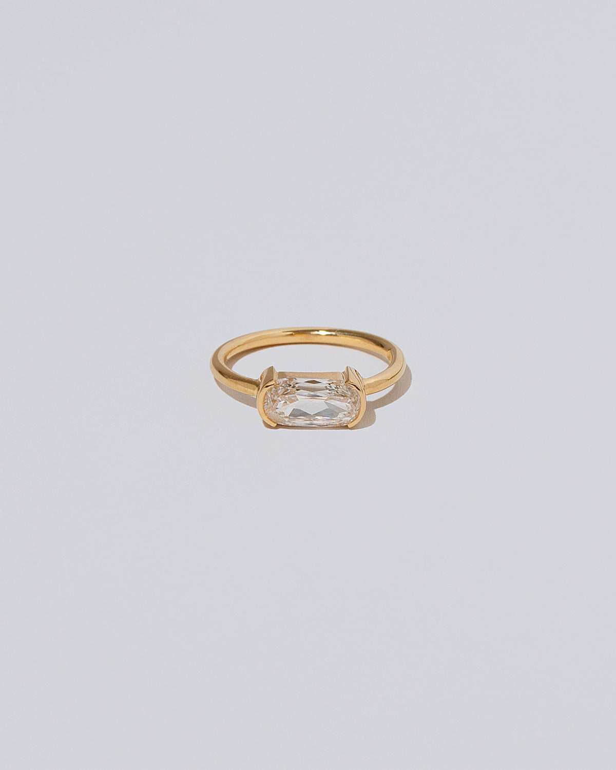 Passé Ring on light color background.