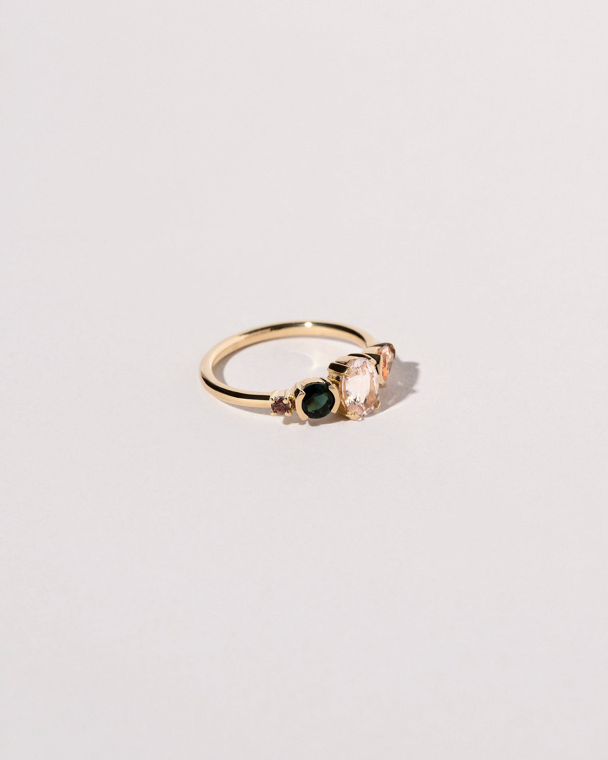 Anemone Ring on light color background.
