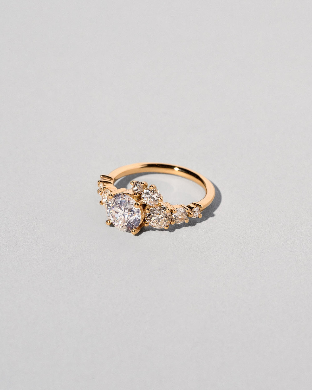  Super Luna Ring - White Diamond on light color background.