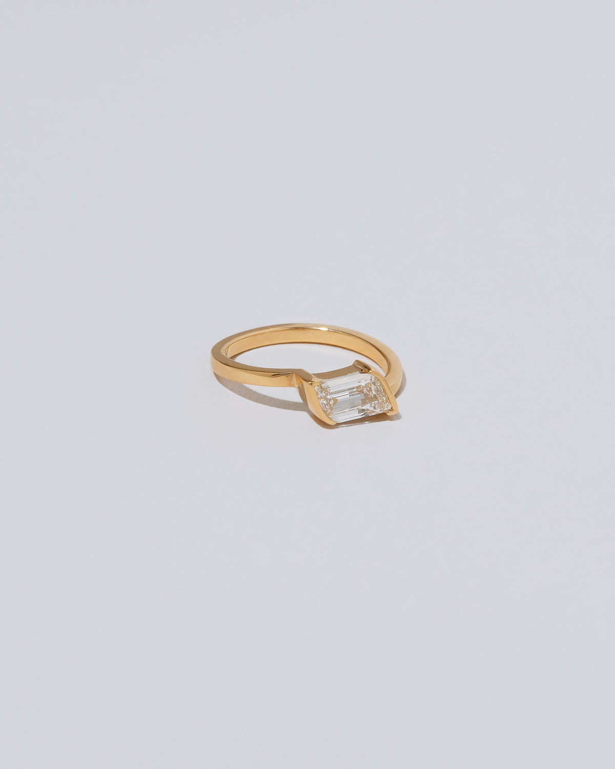 View from the side of the Chassé Ring on light color background.