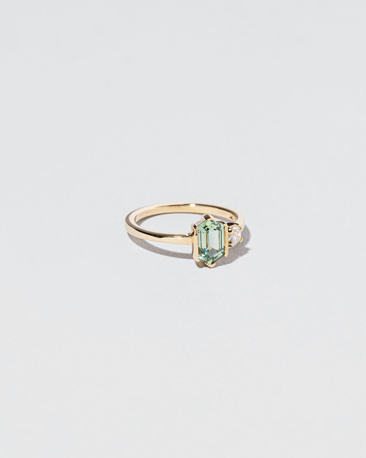  Epoch Ring on light color background.