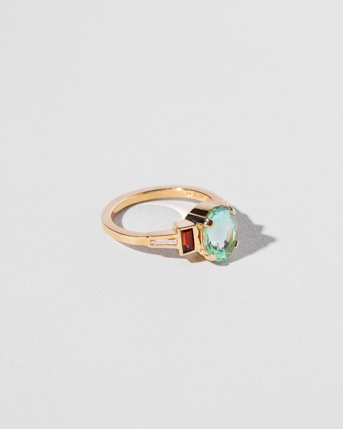  Thea Ring on light color background.